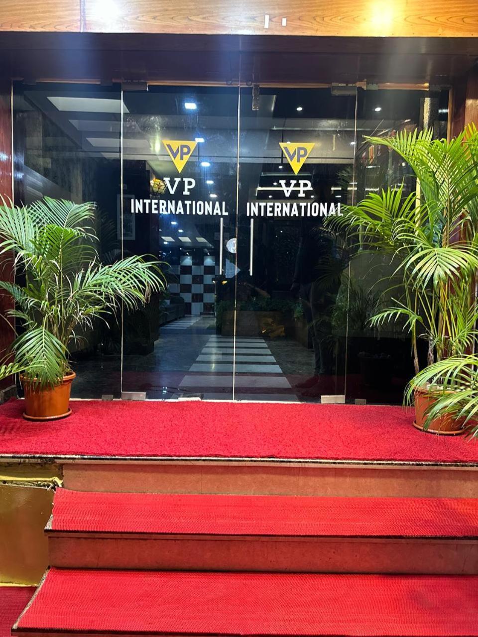 Vp International Bangalore Exterior foto